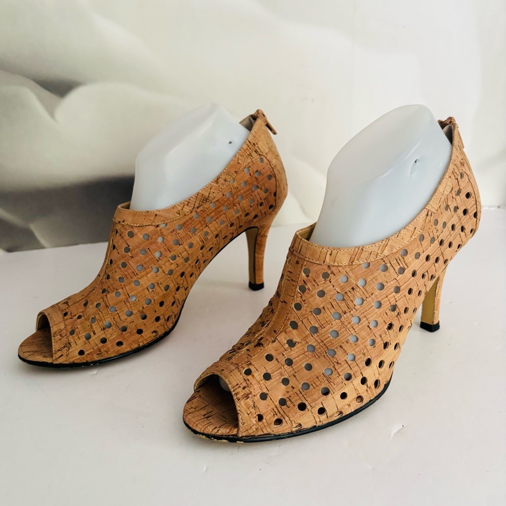 Vaneli heels